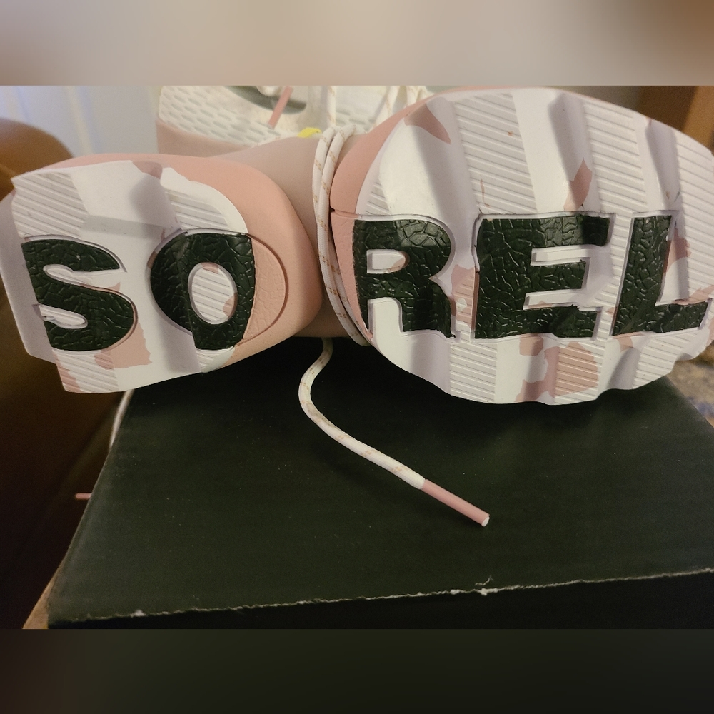 Shoes - Picture 3 of 3